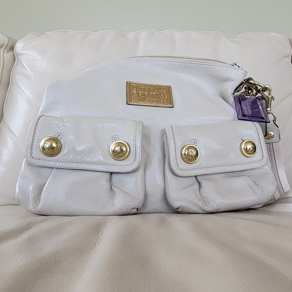 COACH Poppy Cream Shoulder Bag - Picture 3 of 5